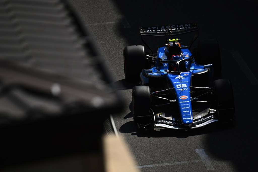El gran paquete de Williams convence a Sainz, pero avisa: «No hay grandes sorpresas» #F1 #FVDigital