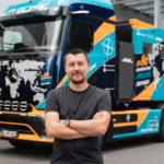 Este camionero lleva 200.000 km con camiones eléctricos y ahora quiere dar la vuelta al mundo con solo 80 recargas