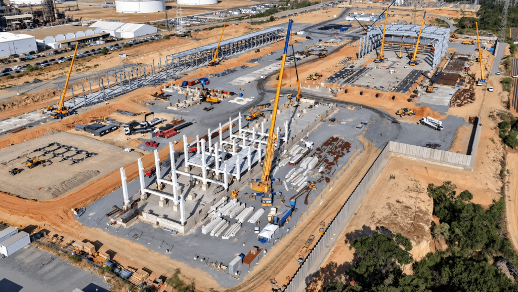 España empieza a construir un gigante del hidrógeno verde: más de 1.000.000.000 € de inversión y 8.000 empleos