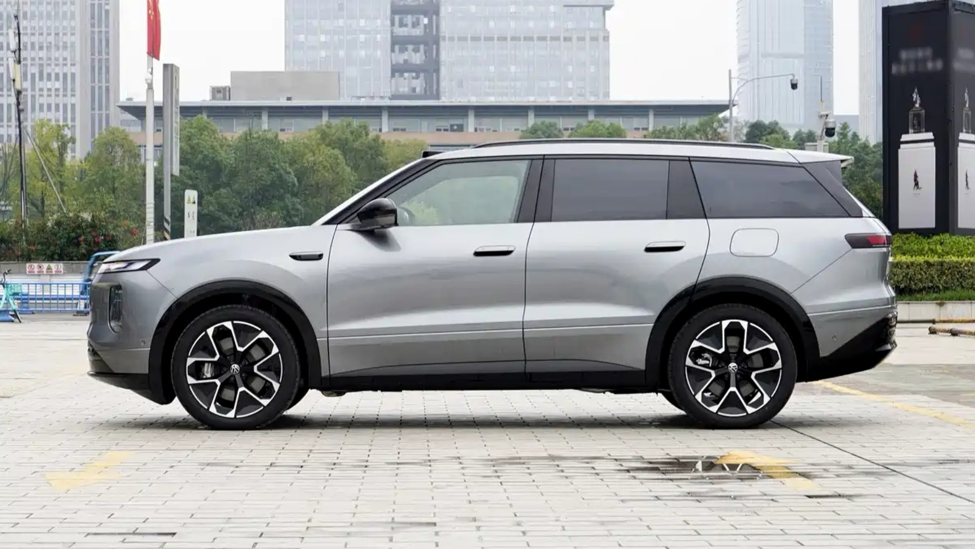 Volkswagen presenta un nuevo SUV híbrido con 1.602 km de autonomía y 5 asientos que cuesta menos que un Golf
