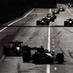 Por qué Mercedes pensó que Verstappen estaba «sujeto a una cuerda elástica gigante» en Bakú #F1 #FVDigital