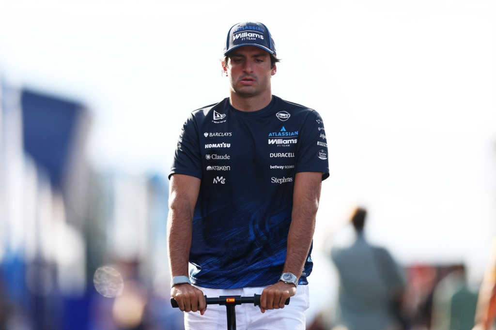 Sainz no se consuela ni superando a Aston Martin en Monza: “Me da igual ser 14º que 17º” #F1 #FVDigital