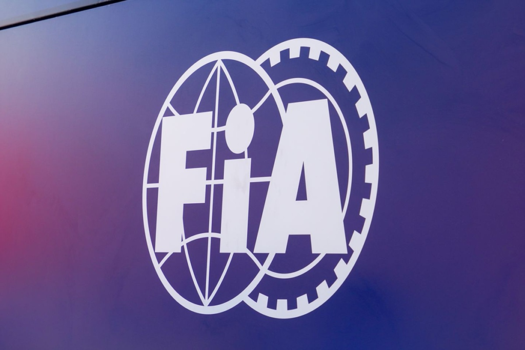 La FIA aclara la elección de sus jueces tras la acusación de Briatore por el caso Gasly #F1 #FVDigital