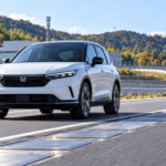 Honda quiere convertir la carretera en un cargador gigante: los eléctricos se recargarán en marcha y soportará camiones de 20 toneladas