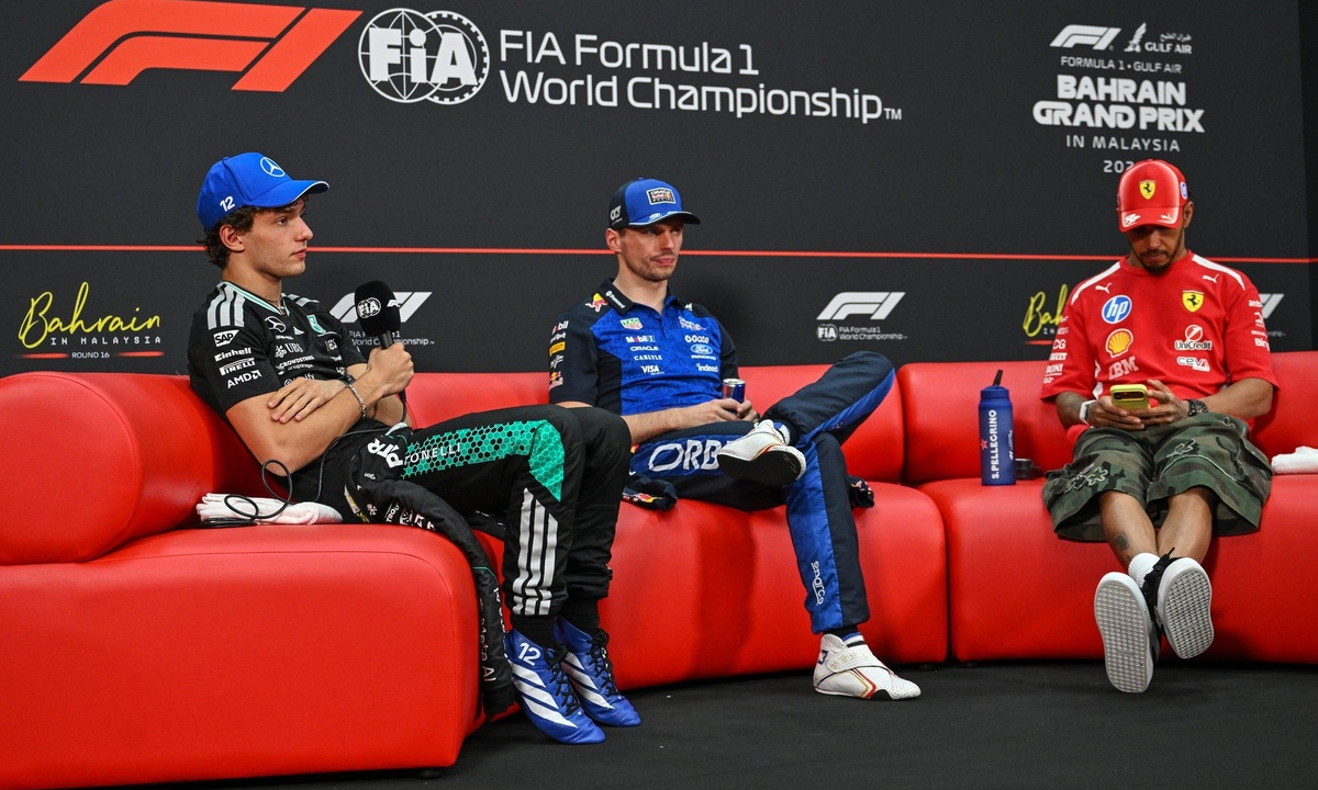 Antonelli desvela qué copia de Verstappen y Hamilton cuando rueda cerca de ellos #F1 #FVDigital