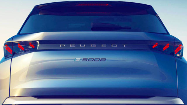 Pocos SUV eléctricos europeos ofrecen a la vez estas dos características: una autonomía de 500 kilómetros y 7 plazas