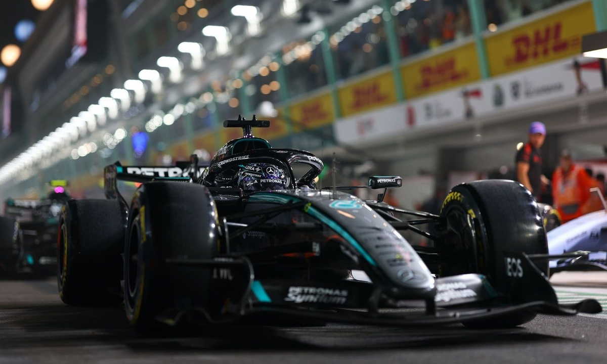 Russell reivindica el Mercedes antiguo en Singapur: «No está mal» #F1 #FVDigital