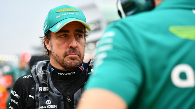 Honda confirma el cambio de motor de Alonso en Singapur: ¡habrá penalización! #F1 #FVDigital