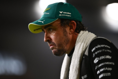 Alonso se reivindica tras caer en Q1: «Estoy siete décimas por delante de mi compañero» #F1 #FVDigital