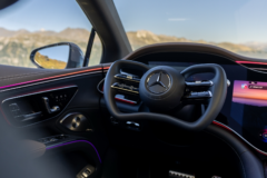 La dirección más moderna del mundo cuesta 2.975 €, la monta un coche eléctrico de Mercedes y le falta medio volante