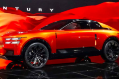 Cuesta 150.000 € y no es un Lexus: el SUV de Toyota hecho a mano que amenaza a Rolls-Royce