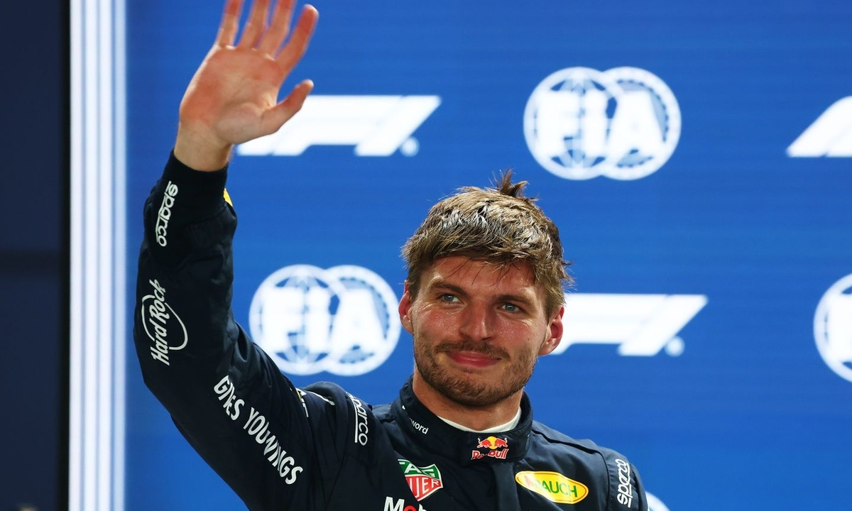 Verstappen no se fía pese a la pole en Singapur: «Nadie sabe nada de las tandas largas» #F1 #FVDigital