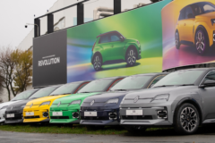 Renault planta cara a China con una decisión que pone a las fábricas españolas en el centro de todo: hay 600.000.000 de euros en juego