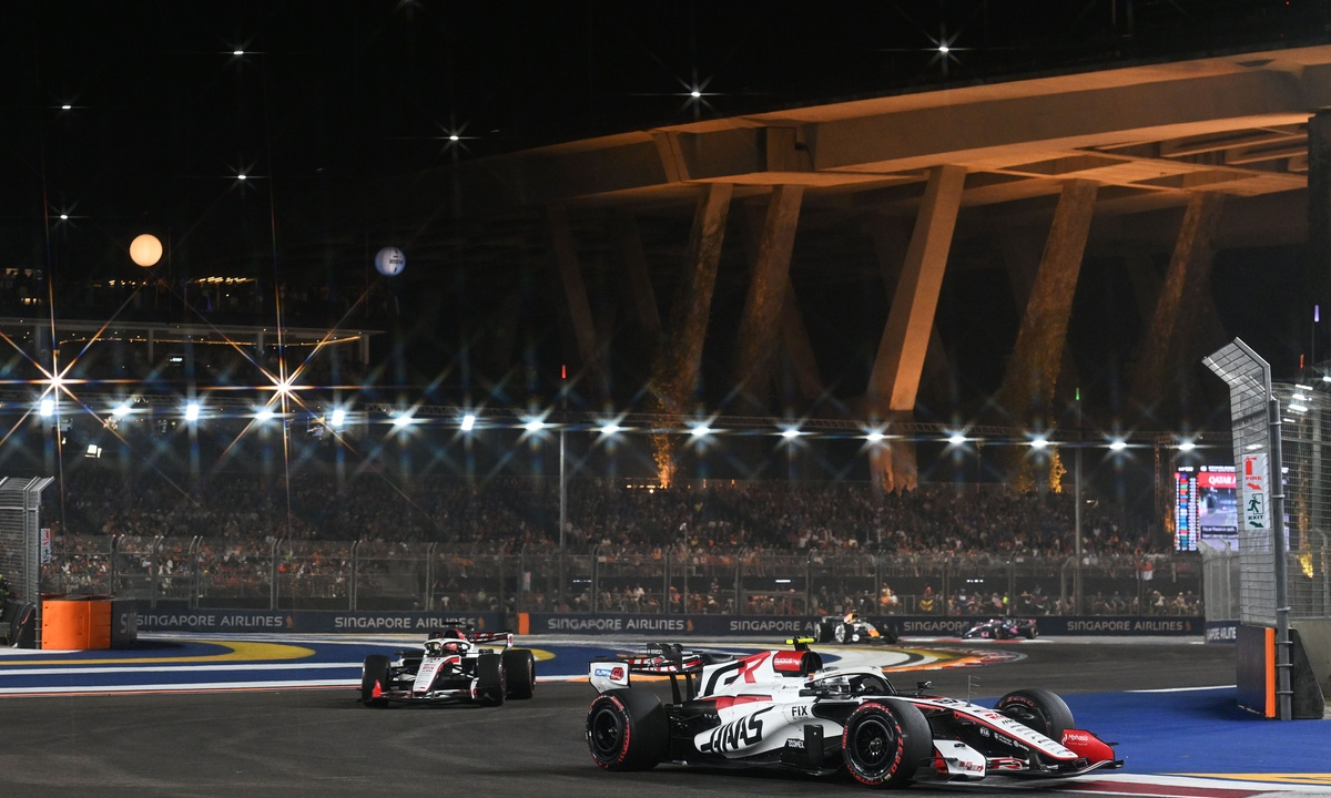 Ocon señala a Haas por las mejoras de Bearman y su compañero se queda a cuadros: «¿Yo?» #F1 #FVDigital