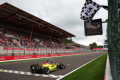 La F2 insiste en que su temporada no está acabada por la guerra con Irán #F1 #FVDigital