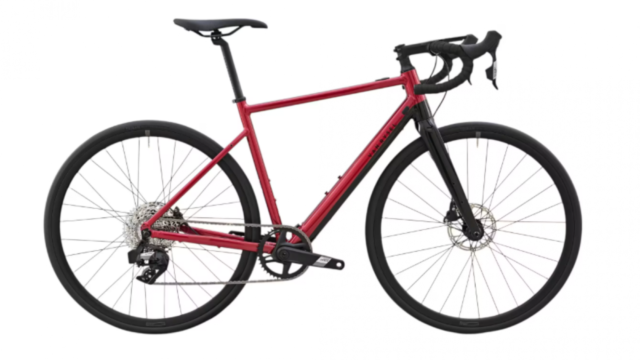 Decathlon rebaja un 45 % el precio de esta bicicleta eléctrica Van Rysel: todo un chollo por solo 1.540 €, con cambio electrónico y batería para 100 km