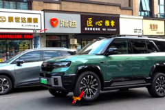 A 3 ruedas para no pagar una multa: el SUV de BYD y su increíble truco tecnológico