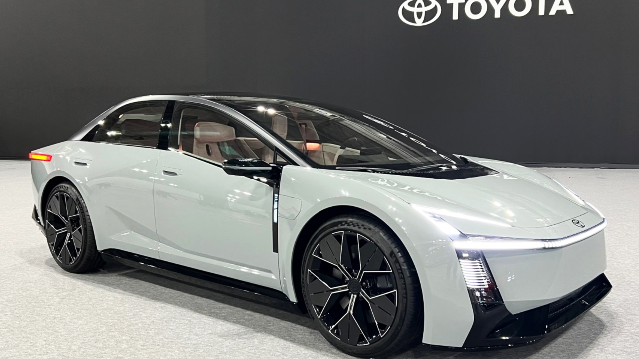 Toyota prepara el mayor cambio en la historia de su modelo más vendido, y se fabricará en China