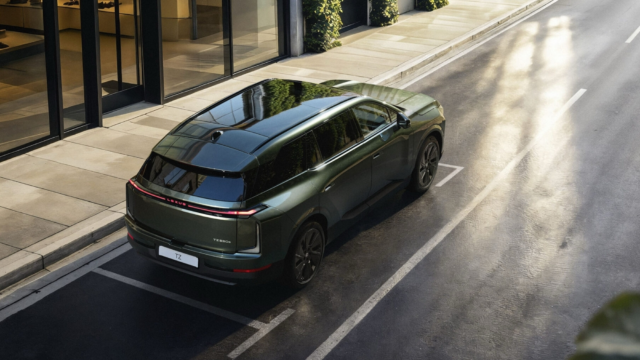 El nuevo coche eléctrico de Lexus ya se vende en España con 6 asientos, 540 km de autonomía y un precio mínimo de 88.000 €