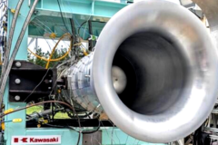 Kawasaki va más allá de las motos eléctricas: su nuevo motor de hidrógeno para aviones ya ha superado las pruebas operativas