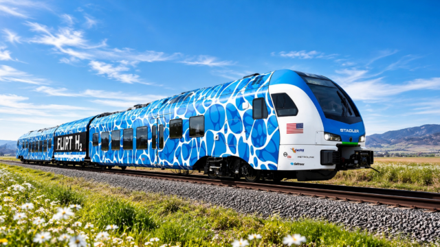 Estados Unidos se gasta 234.000.000 de dólares en 8 trenes eléctricos que no necesitan catenaria para circular gracias a sus baterías