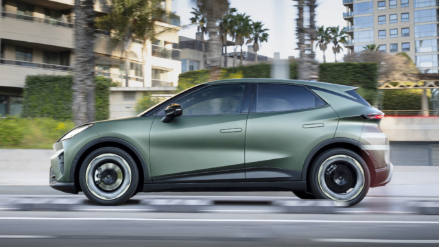 'Pelotazo' de 51.000 pedidos en 6 meses, pero CUPRA ya piensa en las 6 cifras para el Raval eléctrico en Europa
