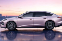 BYD lanzó este sedán electrificado hace sólo 7 meses pero ya prepara su sustituto con 408 CV y un interior de 'lujo ligero'