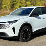 Lo mejor de los dos mundos, el eléctrico y el de combustión, se encuentra debajo del capó del Peugeot 3008 PHEV