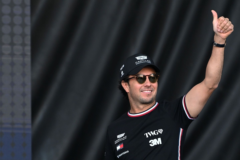 ¡Sergio Pérez renueva su contrato con Cadillac F1 por varios años! #F1 #FVDigital